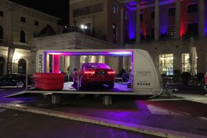 Turatello F35 Speciale z rampami, prikolica za prevoz avtomobilov, promocijska prikolica •