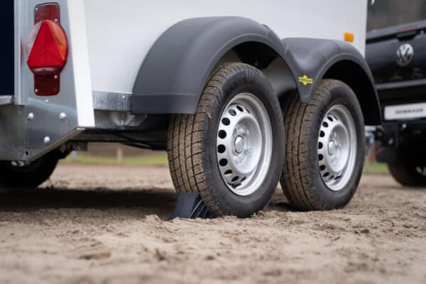 Humbaur Equitos Alu PLUS 2000 oder 2400, Pferdeanhänger, Check Trailer, Anhänger für 2 Pferde, mit Sattelkammer• – Bild 2