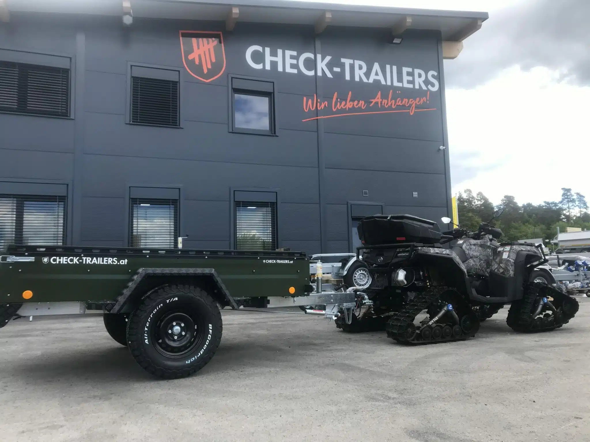 TPV EB3 Offroad| 1300 kg Gesamtgewicht,schwarz oder bronzegrün, gebremst, Anhänger für Quads, Offroad-Fahrzeuge, nur mit Alufelgen erhältlich - Slika 23