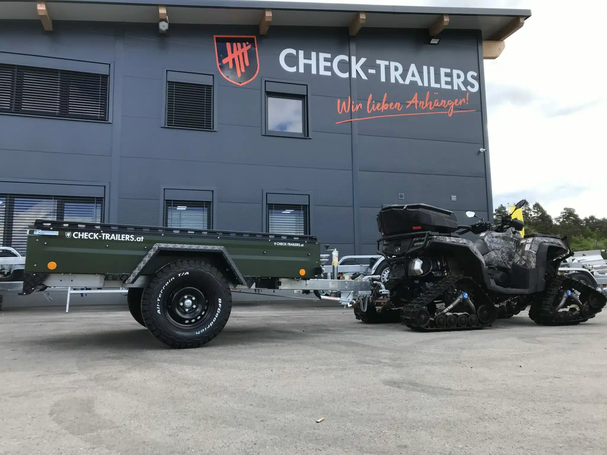 TPV EB3 Offroad| 1300 kg Gesamtgewicht,schwarz oder bronzegrün, gebremst, Anhänger für Quads, Offroad-Fahrzeuge, nur mit Alufelgen erhältlich - Slika 13