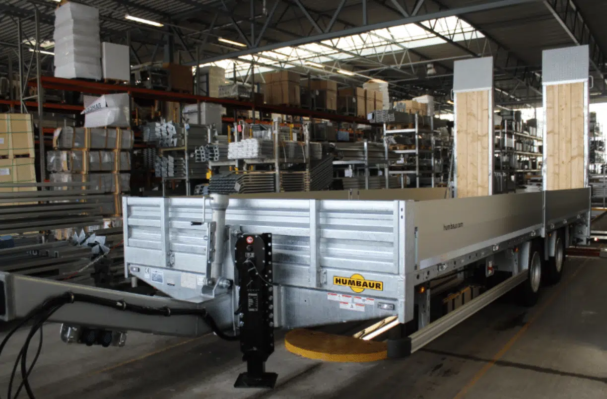 Humbaur heavy-duty trailer, construction machinery trailer, HBTZ 197224 BS air-sprung, with twin tires and beveled rear section, tandem flatbed trailer