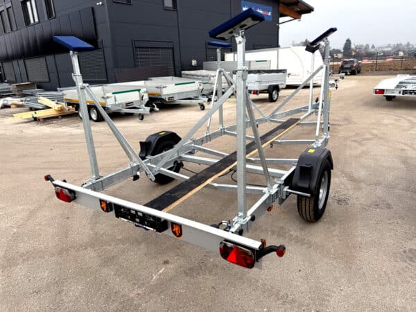 BA 1800 mit Vario Stützen für Segelboot Tiefgang 1.3 bis 1,5 Meter viele Varianten möglich – Bild 6