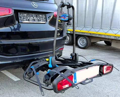 Portabiciclette per un massimo di 4 biciclette con sistema di sgancio rapido