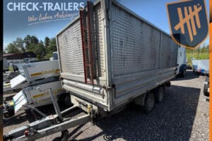 Rabljeni prekucnik Humbaur 3-S HTK 3500.37, rampe, visoke stranice 135 cm, potreben popravila