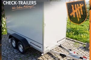BOX 3015/2, 2000 kg, notranja višina 180 cm, dvoosna, z zavorami, zabojna prikolica
